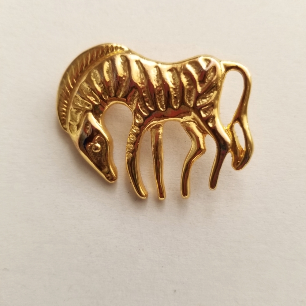 Vintage Gold Tone Zebra Animal Brooch Pin
